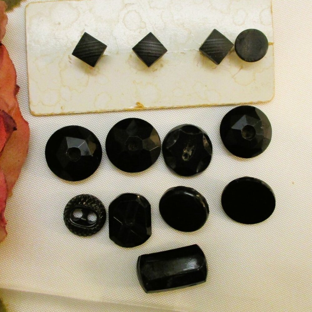 ANTIQUE Black Glass Buttons: FRENCH JET Edwardian Art Deco Sewing Craft